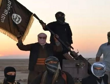 Το ISIS εκτέλεσε βρέφος γιατί ο πατέρας του ήθελε να... φύγει από εμπόλεμη ζώνη (φωτό)